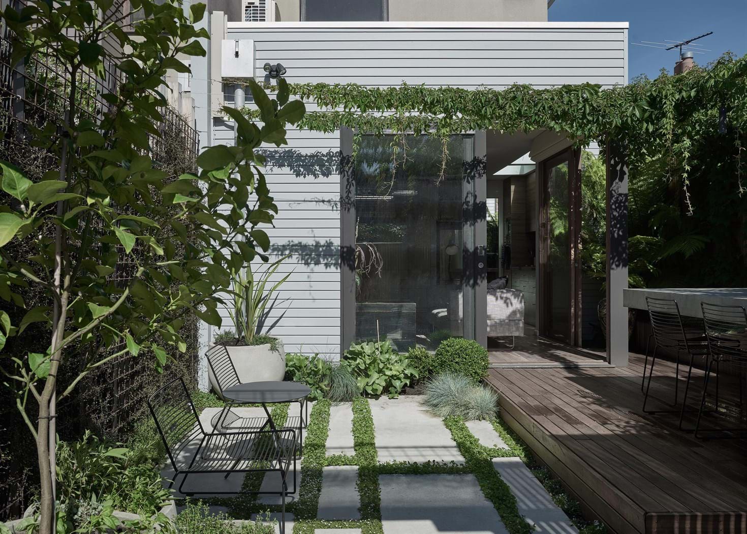 Residential landscape design by Brett Robinson of Acre Landscape Architecture Studio